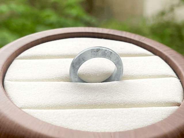 Bague en jade (54) - HS715