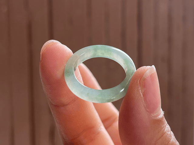 Bague en jade (54) - Eden 