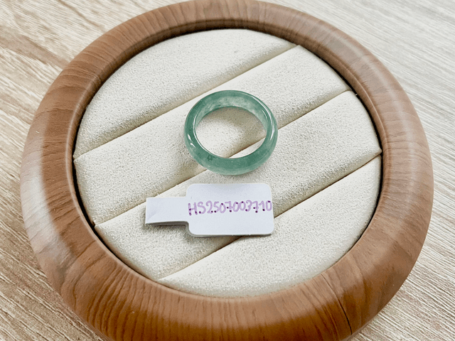 Bague en jade (56) - HS710