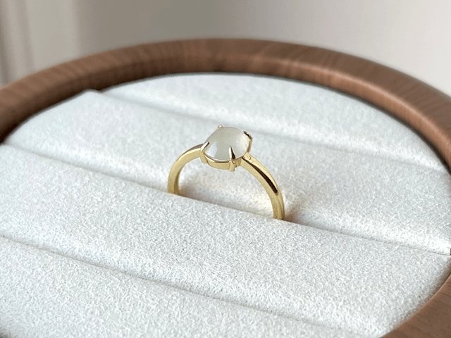 Bague en jade dorée (ajustable) -  HJS771