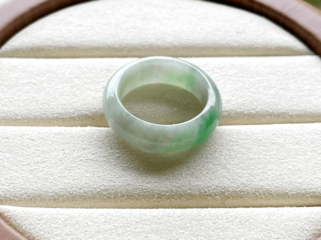 Bague en jade (55) - HS716