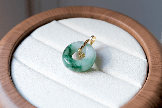 Pendentif Ping An Kou - Halo mousse en neige