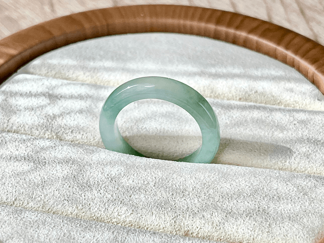 Bague en jade (54) - Eden 