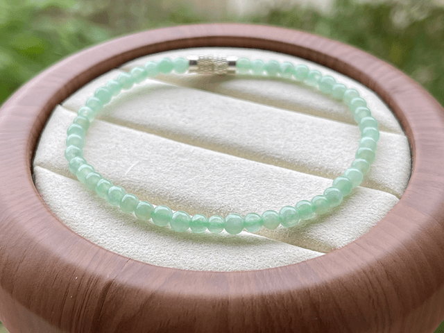 Bracelet perles de jade vert prairie (4mm) - HS720