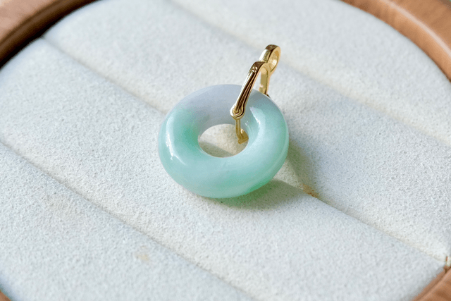 Pendentif Ping An Kou - Halo clair